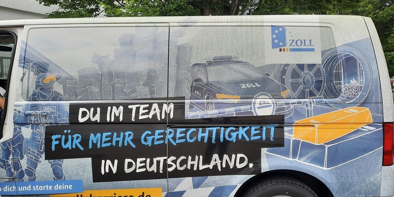 HZA-A: Praktikumstage des Hauptzollamts Augsburg/Einblicke in die Aufgabenvielfalt des Zolls - Foto: presseportal.de