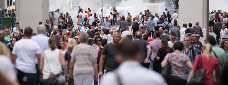 2045 könnten 85,5 Millionen Menschen in Deutschland leben. - Foto: Sven Hoppe/dpa