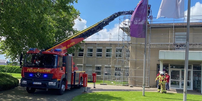 FW Alpen: Ausgelöste Brandmeldeanlage - Foto: presseportal.de