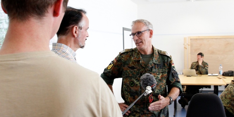 Baden-württembergische Verbindungskommandos der Bundeswehr üben Aufmarsch und Amtshilfe - Foto: presseportal.de