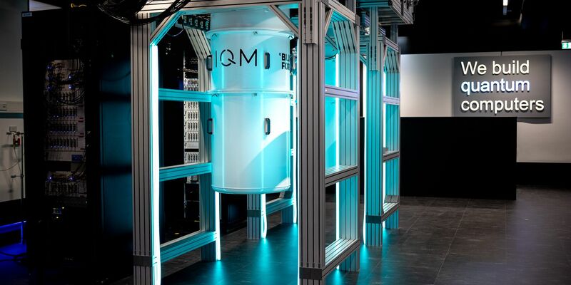 «Das Rechenzentrum soll der Forschung dienen, um die Leistung und Fehlertoleranz unserer Quantenrechner zu verbessern.» - Foto: IQM Quantum Computers/dpa
