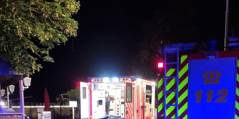 FW Xanten: Patiententransport von Flusskreuzfahrtschiff - Foto: presseportal.de