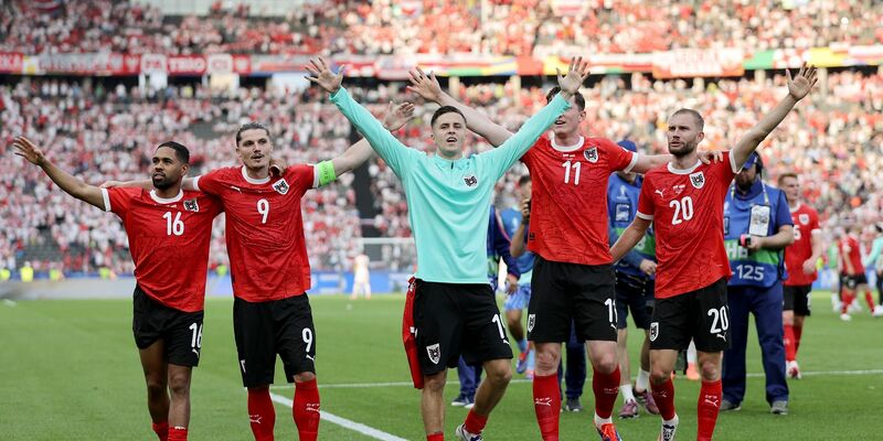 In Österreich ist man nach dem zweiten Spieltag guter Dinge. - Foto: Andreas Gora/dpa