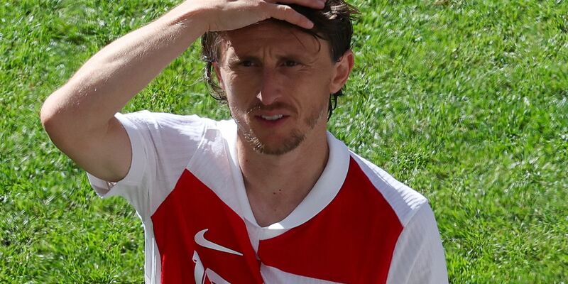 Kann dem kroatischen Spiel bislang nicht seinen Stempel aufdrücken: Luka Modric. - Foto: Jens Büttner/dpa