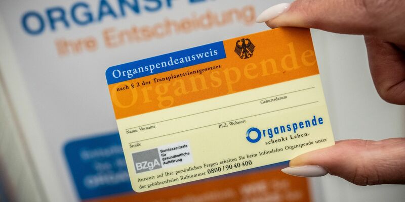 Auf www.organspende-register.de können Menschen ab 16 Jahren dokumentieren, ob sie zu einer Organspende nach dem Tod bereit sind oder nicht. - Foto: Michael Kappeler/dpa