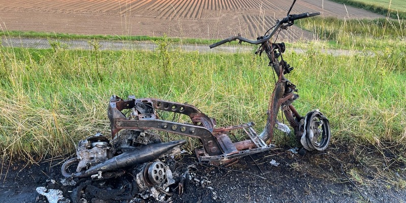 POL-SO: Roller in Flammen - Foto: presseportal.de