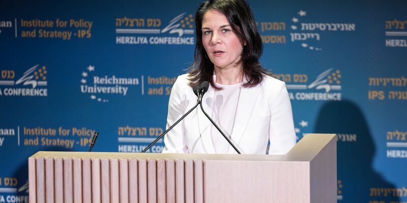 Bundesaußenministerin Annalena Baerbock auf der Herzlija-Sicherheitskonferenz in Tel Aviv. - Foto: Hannes P Albert/dpa
