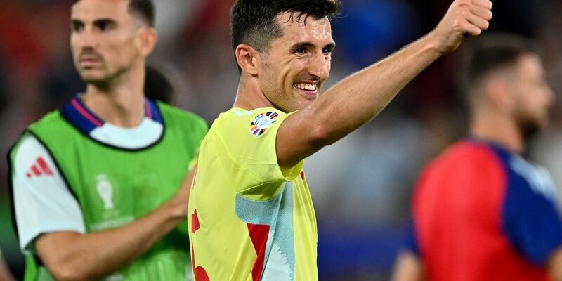 Bei der spanischen Nationalmannschaft läuft es perfekt, findet auch Dani Vivian. - Foto: Marius Becker/dpa