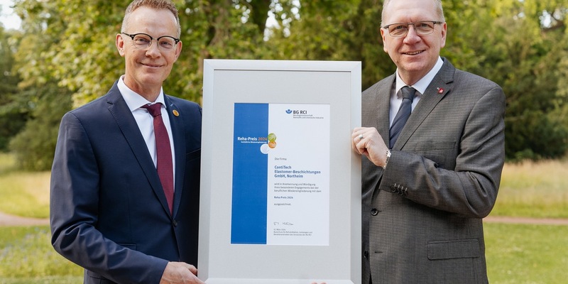 Trotz schwerem Unfall wieder zurück im Job / Reha-Preis der BG RCI für vorbildliche Wiedereingliederung vergeben - Foto: presseportal.de