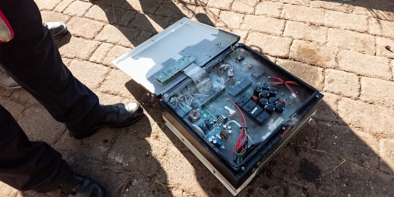 FW Wachtberg: Qualmender Wechselrichter in Wachtberg-Berkum - Foto: presseportal.de