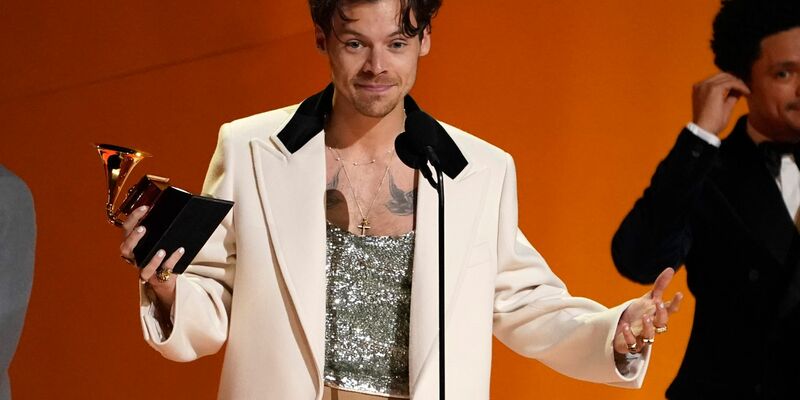 Harry Styles soll sich nördlich von Rom ein Haus gekauft haben. - Foto: Chris Pizzello/AP/dpa