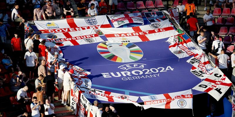 Die Achtelfinals der Fußball-EM stehen fest. - Foto: Fabian Strauch/dpa