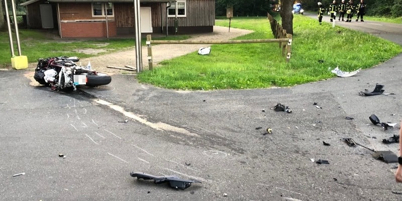 POL-STD: Estorf: Schwerer Verkehrsunfall zwischen Pkw und Krad - Foto: presseportal.de