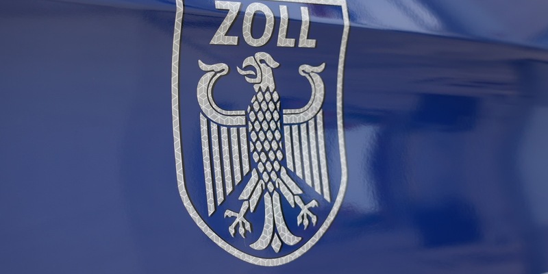 HZA-SW: Schweinfurter Zoll deckt Zigarettenschmuggel auf - 14.600 Schmuggelzigaretten an einem Tag - Foto: presseportal.de