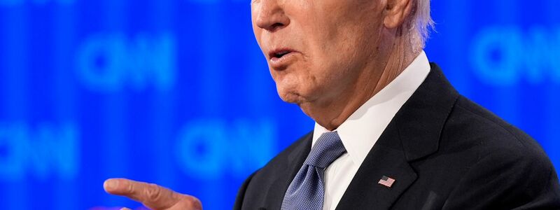 Joe Biden versuchte, sich angriffslustig zu geben, doch er wirkte kraftlos. - Foto: Gerald Herbert/AP/dpa