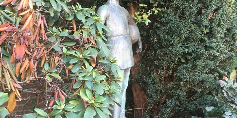 POL-ME: Bronzeskulptur vor Bürgerhaus entwendet - die Polizei ermittelt - Monheim am Rhein - 2406099 - Foto: presseportal.de