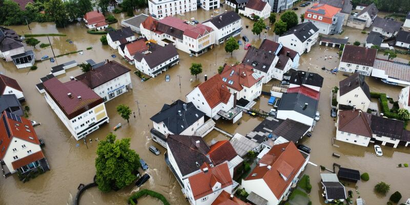 Das neue Gesetz verpflichtet Bund und Länder, Strategien vorzulegen, die eine flächendeckende Klima-Vorsorge ermöglichen. - Foto: Nikolas Schäfers/dpa
