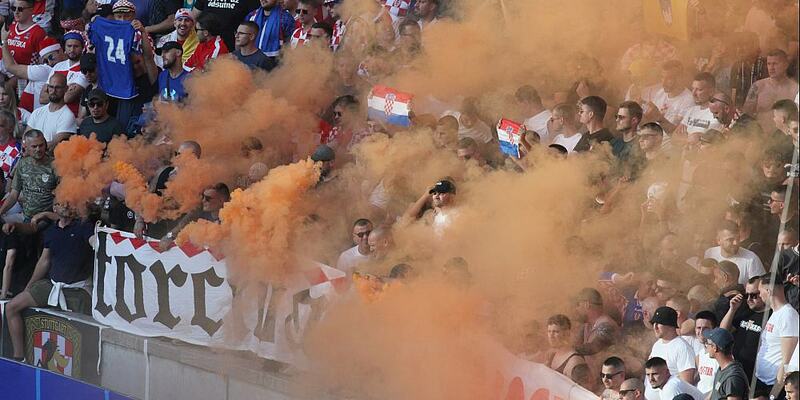 Rauchschwaden über kroatischem Fanblock in Gruppenphase bei EM 2024 - Foto: über dts Nachrichtenagentur