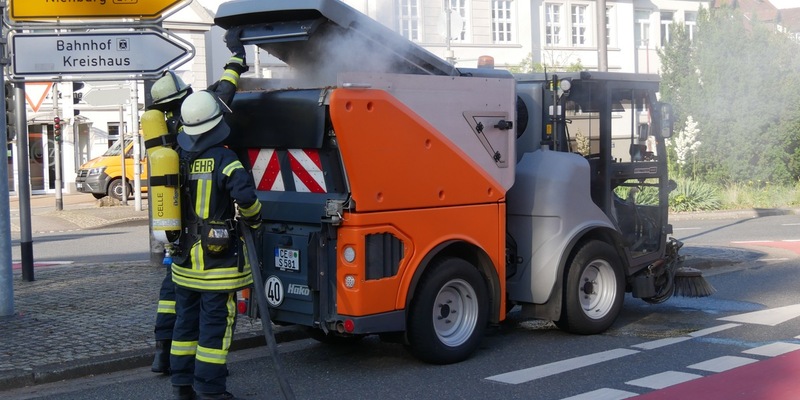 FW Celle: 11 Einsätze in 48 Stunden - Einsatzreicher Donnerstag und Freitag für die Feuerwehr Celle! - Foto: presseportal.de
