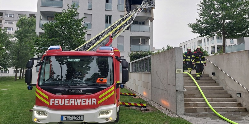 FW-M: Hoher Sachschaden nach Brand (Allach-Untermenzing) - Foto: presseportal.de