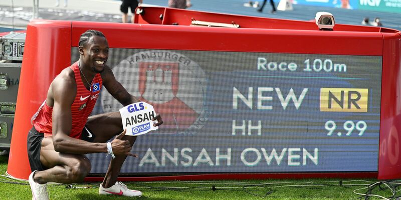 Owen Ansah kann stolz auf sich sein. - Foto: Swen Pförtner/dpa