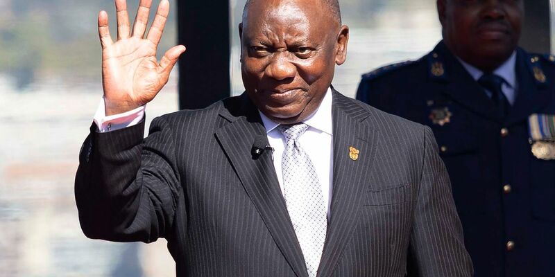 Südafrika hat ein neues Kabinett. Der ANC von Präsident Cyril Ramaphosa behält 20 von 32 Ministerposten. - Foto: Kim Ludbrook/Pool EPA/AP