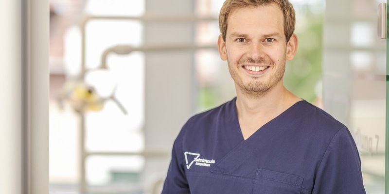 Zahnaufhellung mit Bleaching, Aktivkohle und Co.: Zahnarzt erklärt, was wirklich funktioniert - Foto: presseportal.de