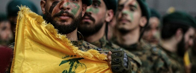 Seit 2006 massiv aufgerüstet: die Hisbollah. (Archivbild) - Foto: Marwan Naamani/dpa