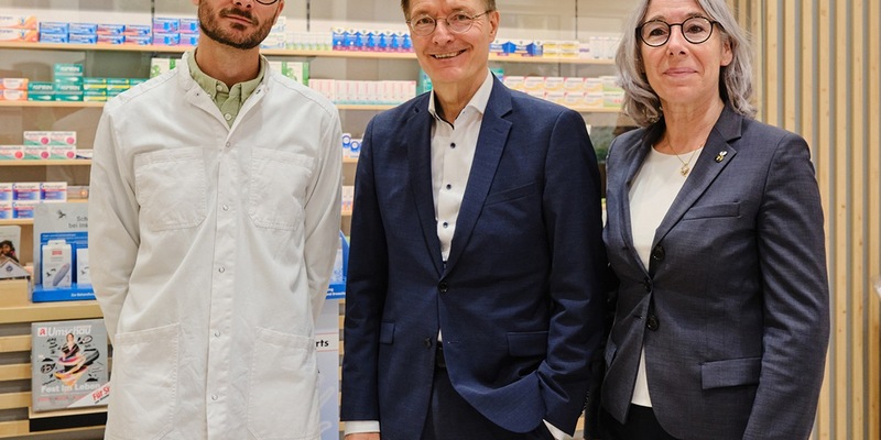 Lauterbach besucht Apotheke - Gespräche über Reformpläne - Foto: presseportal.de