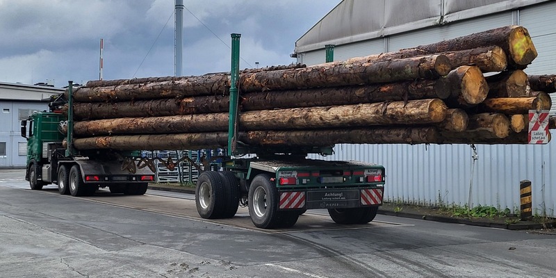 POL-HSK: Verkehrsdienst zieht Lkw aus dem Verkehr / Bußgelder drohen - Foto: presseportal.de