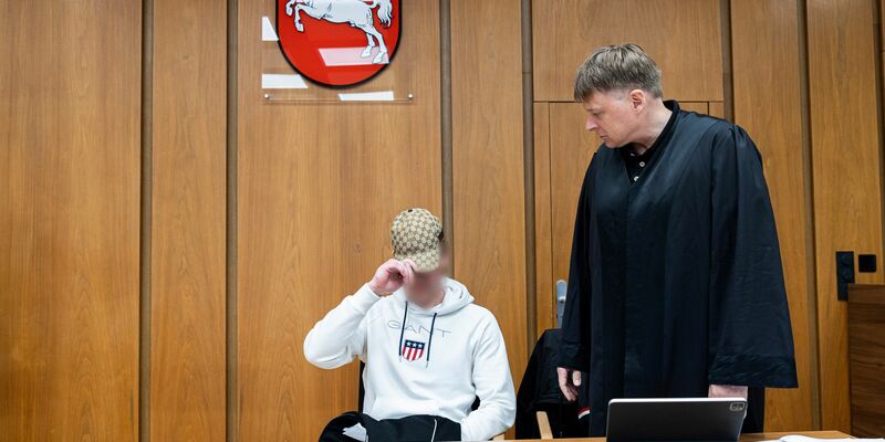 Zum Versuch des Eindringens in die JVA Sehnde sagt Richter Robert Glaß: «Die meisren wollen raus.»  - Foto: Michael Matthey/dpa