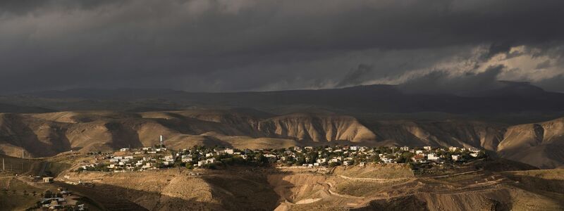 Ein israelischer Planungsausschuss berät heute über eine Genehmigung von umstrittenen Bauplänen für Siedlungen im Westjordanland. (Archivbild) - Foto: Mahmoud Illean/AP/dpa