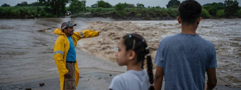 Wirbelsturm «Beryl» dürfte laut Wettervorhersagen in Mexiko zweimal auf die Küste treffen. (Archivbild) - Foto: Felix Marquez/AP