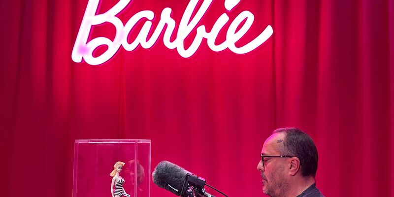 29 Zentimeter ist die berühmteste Puppe der Welt hoch. - Foto: Benedikt von Imhoff/dpa