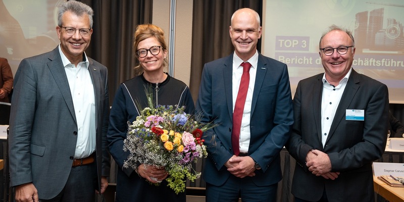 Katia-Julia Rostek zur stellvertretenden Hauptgeschäftsführerin der BG BAU gewählt - Foto: presseportal.de