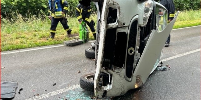 POL-PDLD: Pkw-Fahrerin wird schwer verletzt - Foto: presseportal.de