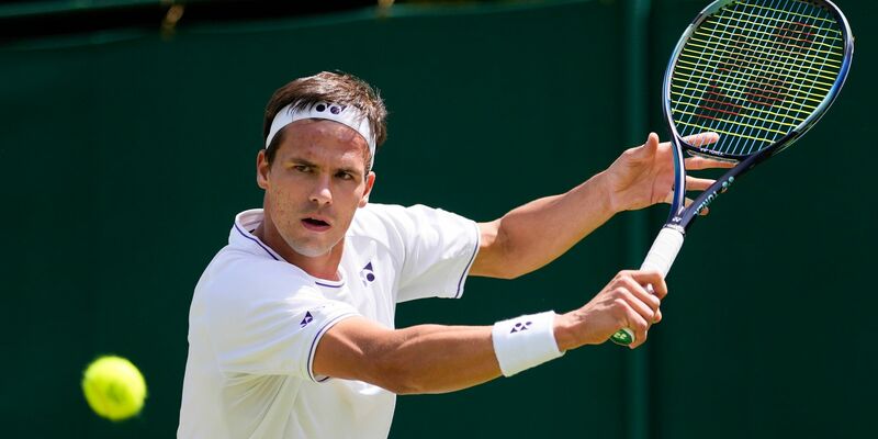 Die italienische Tennisspielerin Jasmine Paolini greift in Wimbledon nach ihrem ersten Grand-Slam-Titel. - Foto: Alberto Pezzali/AP/dpa