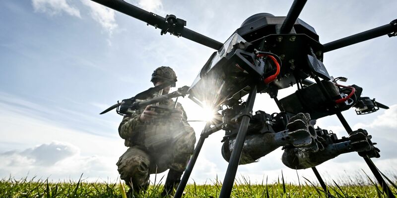 Die Ukraine beschießt in ihrem Abwehrkampf gegen den russischen Angriffskrieg immer wieder auch das Gebiet des Nachbarlandes, um den militärischen Nachschub zu stoppen. (Archivbild) - Foto: Uncredited/ukrin/dpa
