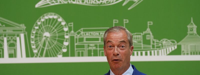 Rechtspopulist Nigel Farage zieht erstmals ins Parlament ein. - Foto: Joe Giddens/PA Wire/dpa