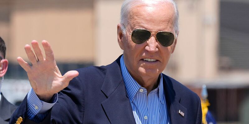 US-Präsident Biden: «Ich bleibe im Rennen.» - Foto: Manuel Balce Ceneta/AP/dpa