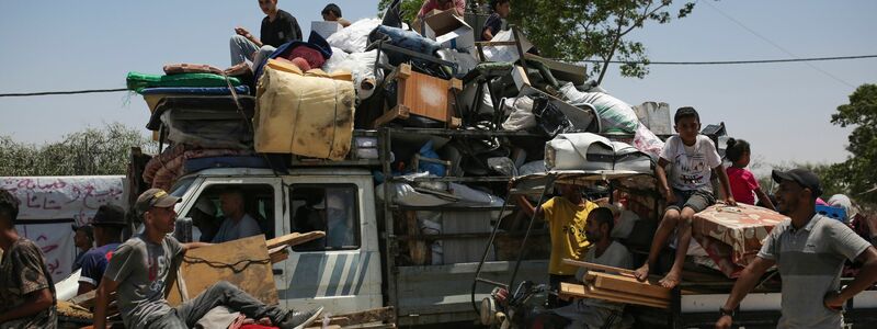 Die Menschen in Gaza leiden immer mehr unter den massiven Zerstörungen, Vertreibungen und dem Zusammenbruch von Recht und Ordnung. (Archivbild) - Foto: Jehad Alshrafi/AP