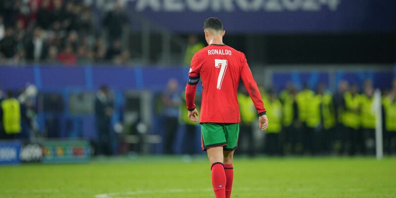 Bei der EM 2028 wird Cristiano Ronaldo nicht mehr dabei sein. - Foto: Sören Stache/dpa