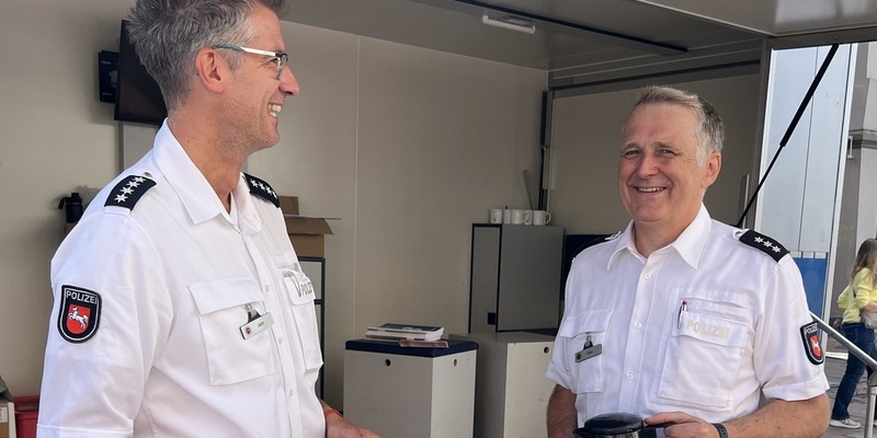 POL-NI: Landkreis Nienburg und Schaumburg - Termine Coffee with a cop - Foto: presseportal.de