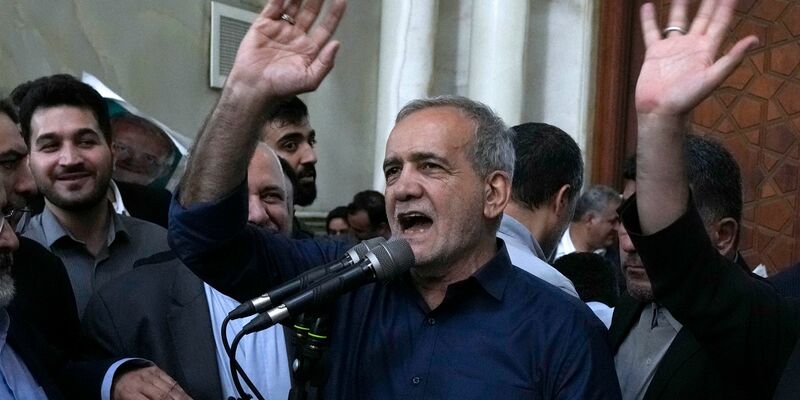 Irans neuer Präsident Peseschkian will die Unterstützung für die Widerstandsfront gegen Israel fortsetzen. (Archivbild) - Foto: Vahid Salemi/AP