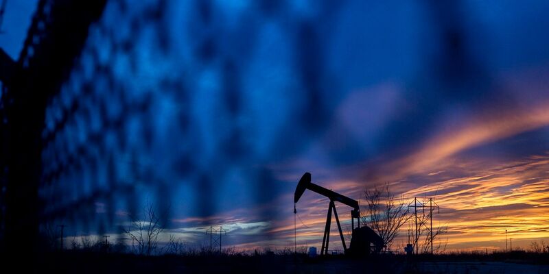 Viel Geld wird weiter in fossile Industrien investiert. (Archivbild) - Foto: Jacob Ford/Odessa American/AP/dpa