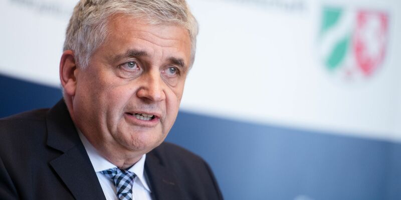 Die Kölner Polizei hat am Freitag zwei Geiseln aus der Hand von Entführern befreit. Nun werden weitere Details bekannt. - Foto: Marius Becker/dpa