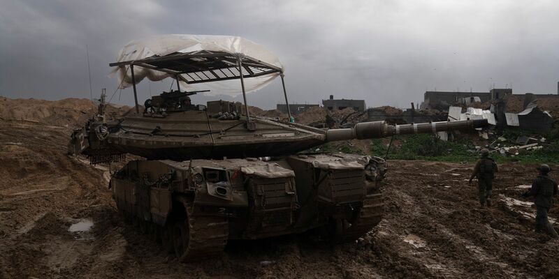 Bei einem israelischen Angriff in Chan Junis sollen viele Menschen getötet und verletzt worden sein. (Symbolbild) - Foto: Sam McNeil/AP/dpa