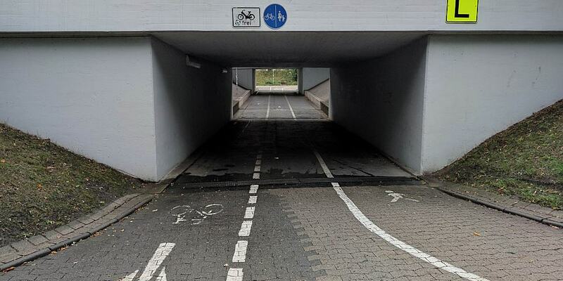 Fahrrad- und Fußgängerweg in einer Unterführung (Archiv) - Foto: über dts Nachrichtenagentur
