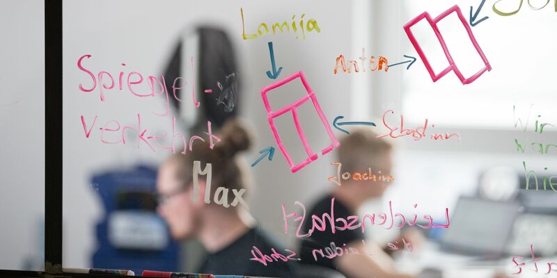 Die Zahl der Start-Gründungen in Deutschland erholt sich wieder - auch dank KI-Boom. (Symbolbild) - Foto: picture alliance / Friso Gentsch/dpa