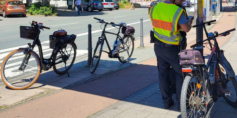 POL-LDK: + Polizei und Ordnungsamt kontrollieren Radfahrer in Wetzlar + Wer kennt Luca oder Julie? + Besucher schlägt auf Ochsenfest zu + - Foto: presseportal.de